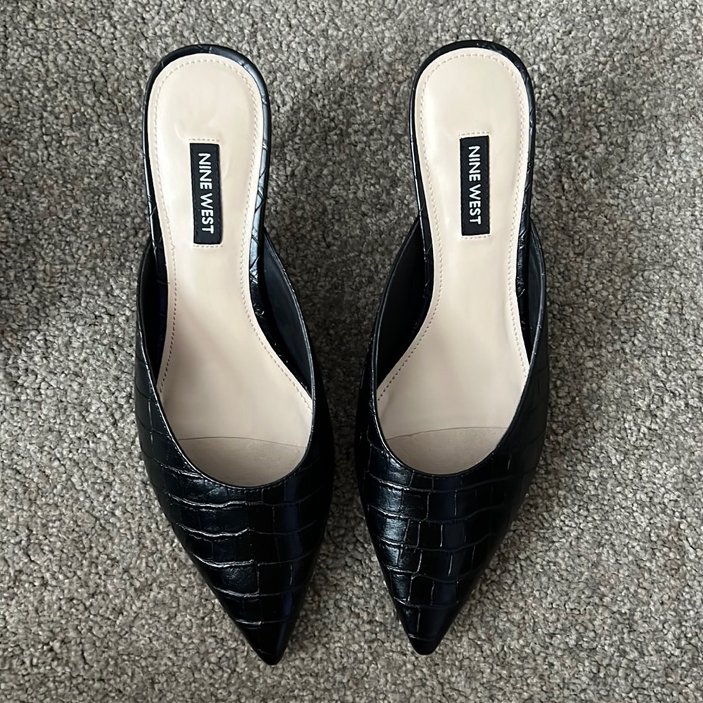 Pointy Toe Mule